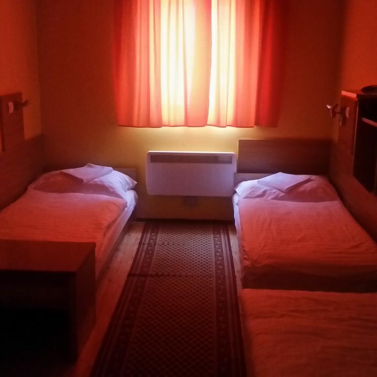 Kis-Duna Motel & Camping Mosonmagyarovar Ngoại thất bức ảnh